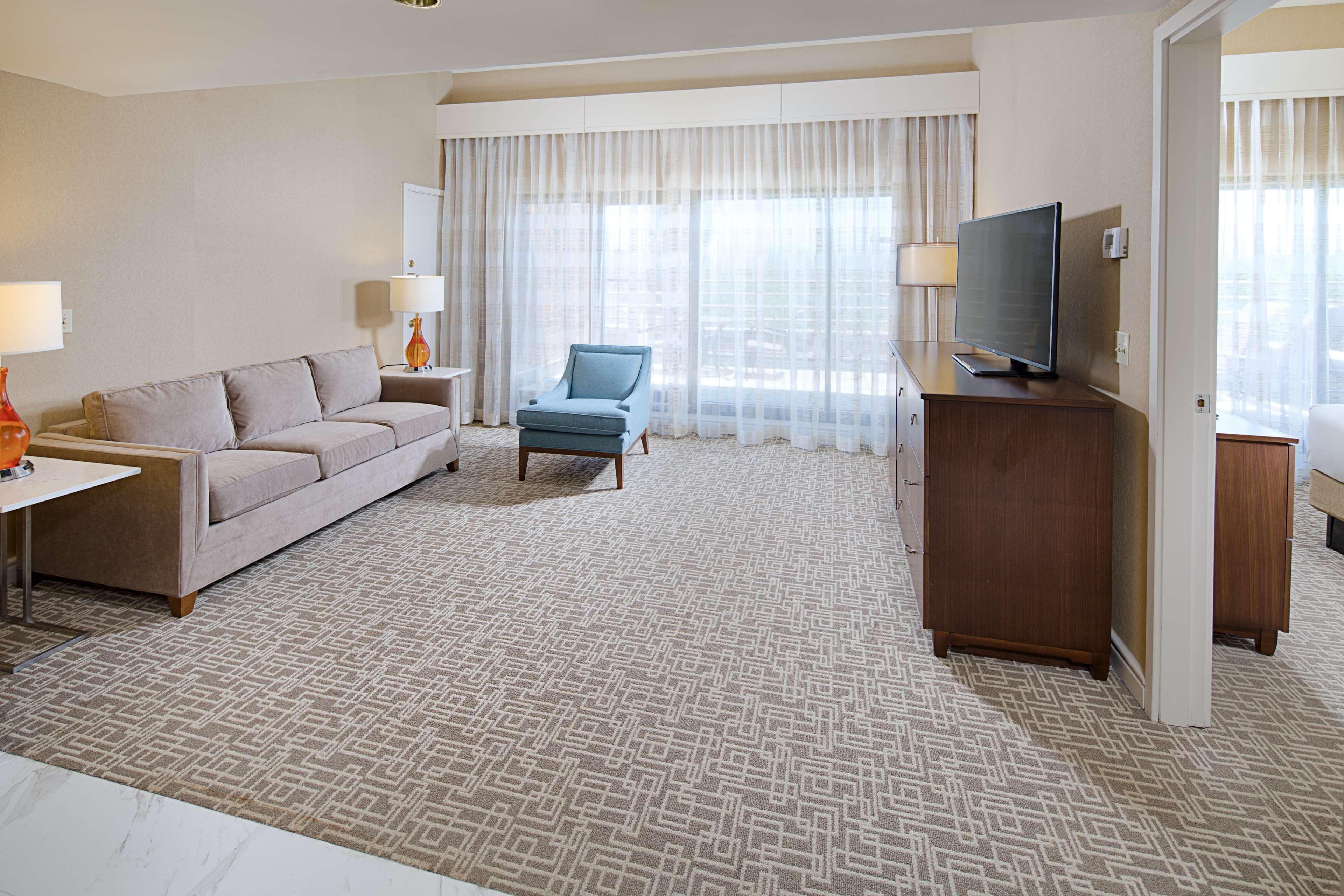 Hilton Boston Dedham Hotel Exterior foto