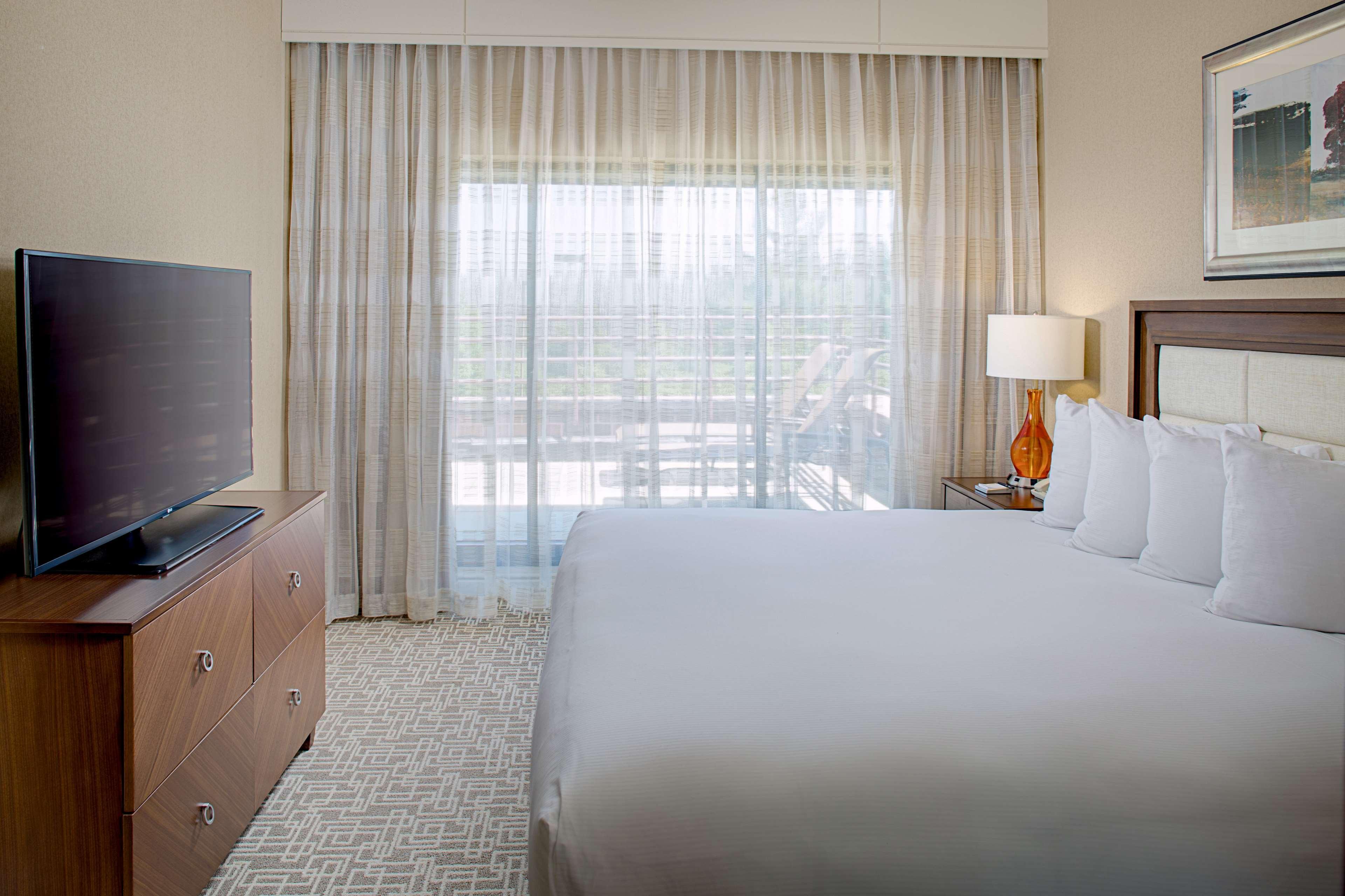 Hilton Boston Dedham Hotel Exterior foto