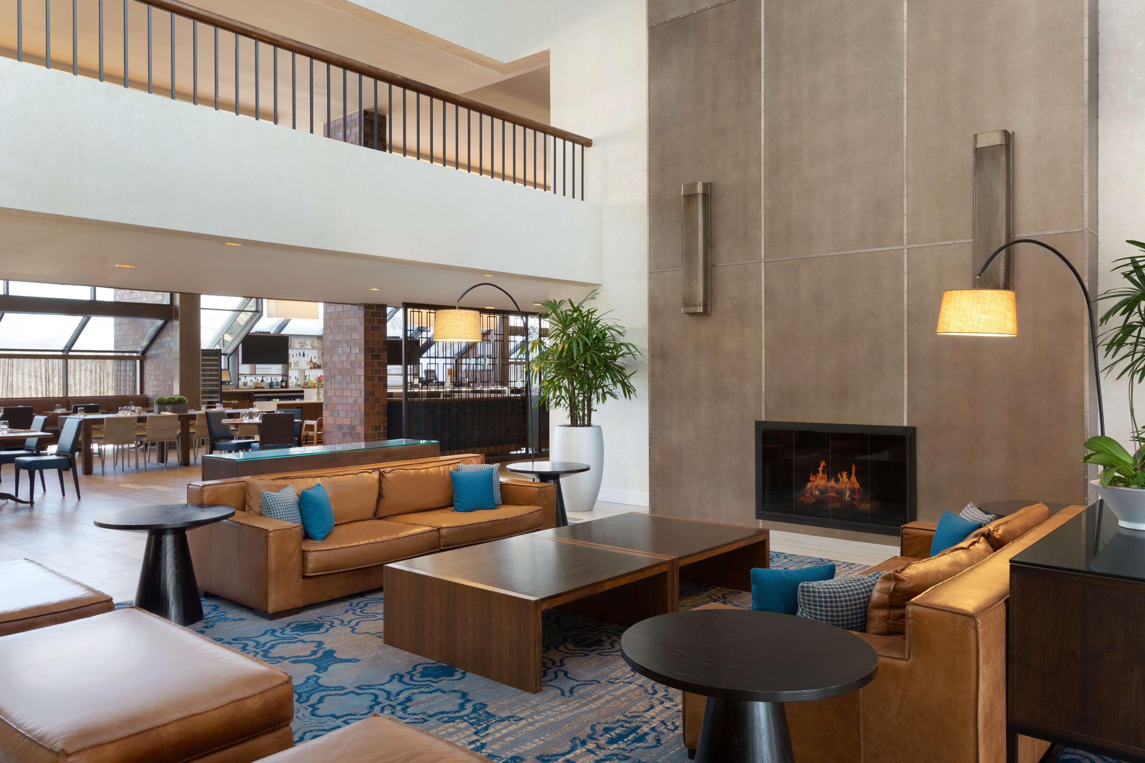 Hilton Boston Dedham Hotel Exterior foto