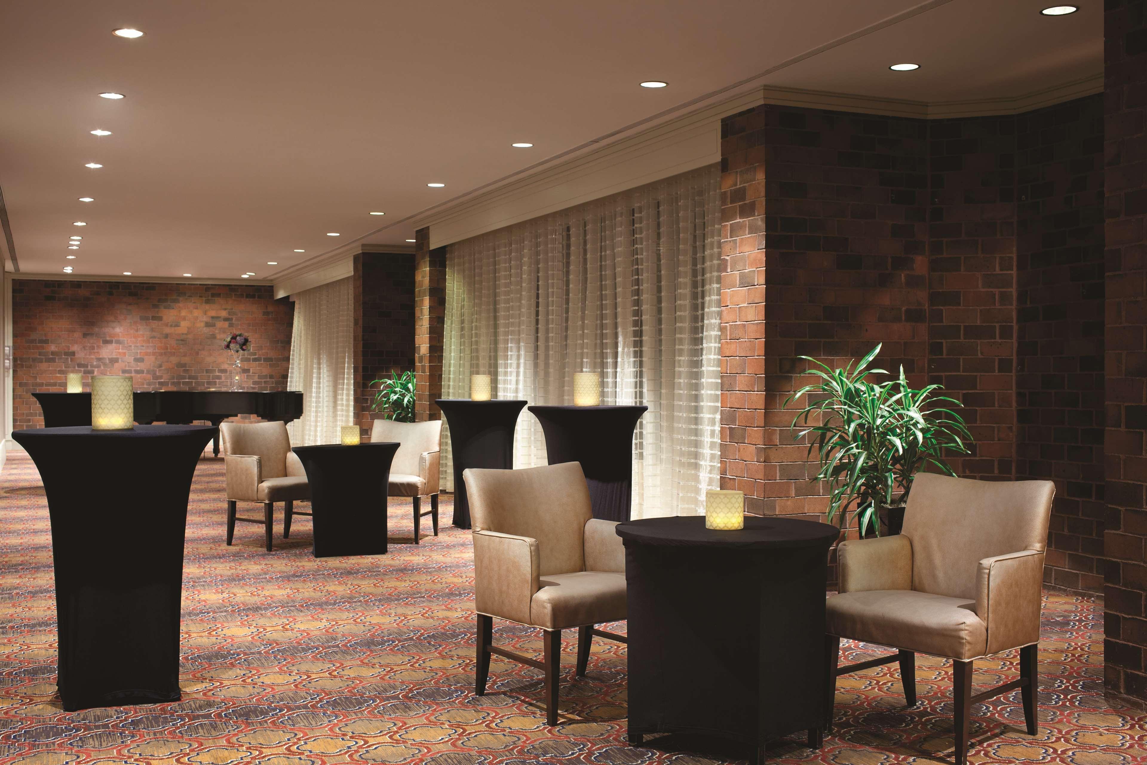 Hilton Boston Dedham Hotel Exterior foto