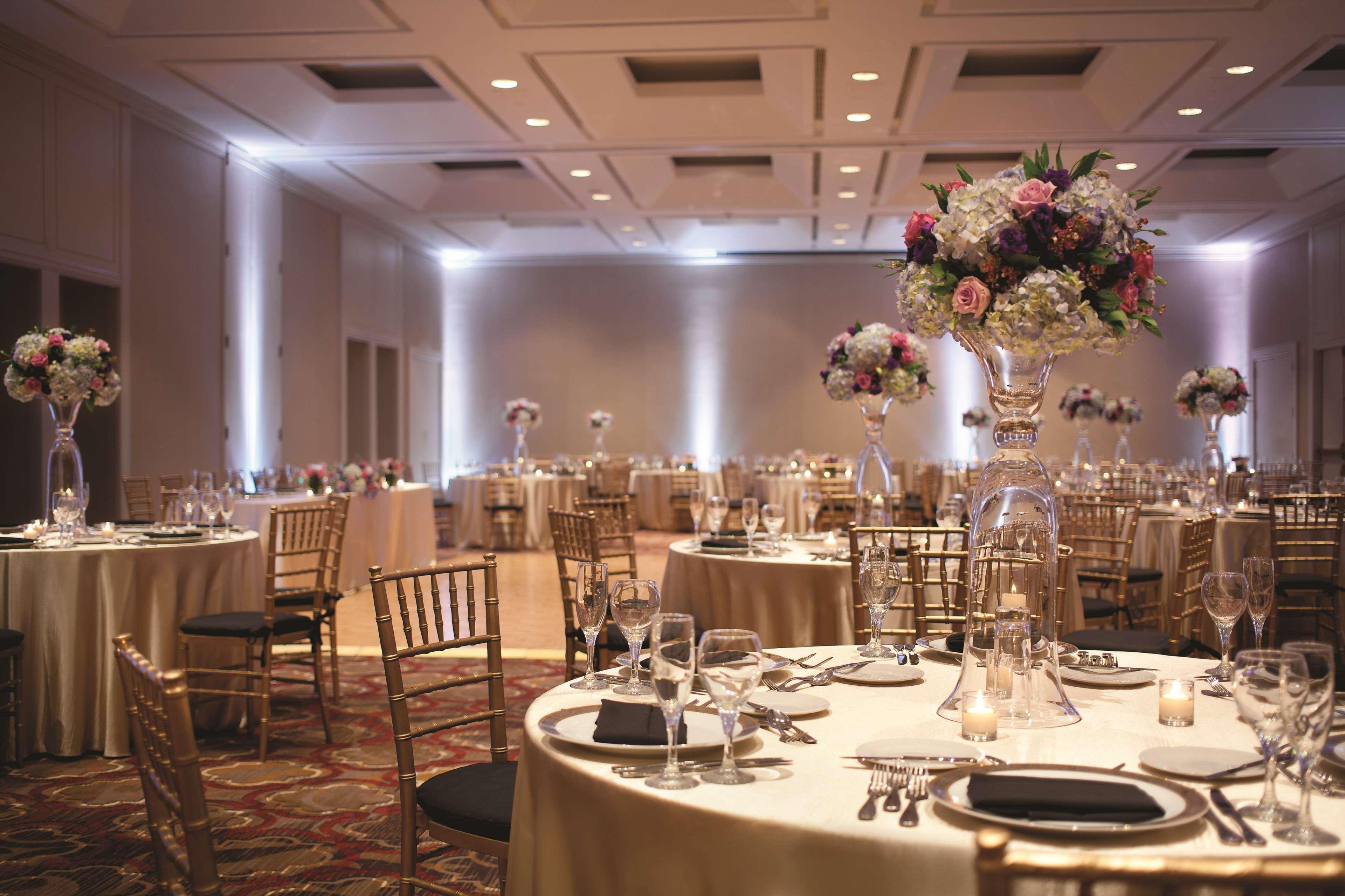 Hilton Boston Dedham Hotel Exterior foto