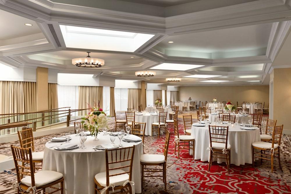 Hilton Boston Dedham Hotel Exterior foto
