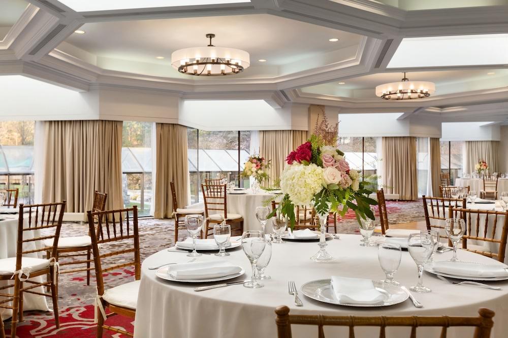 Hilton Boston Dedham Hotel Exterior foto