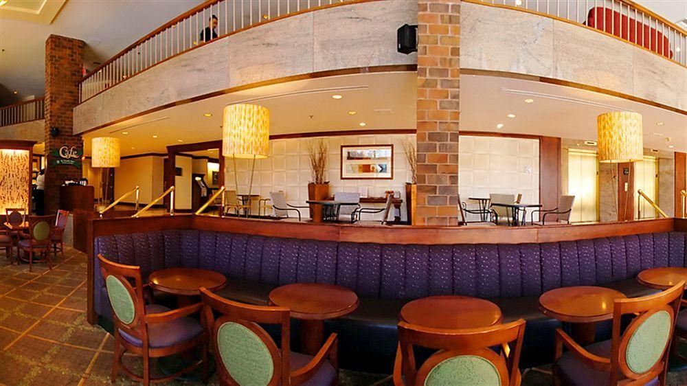 Hilton Boston Dedham Hotel Exterior foto