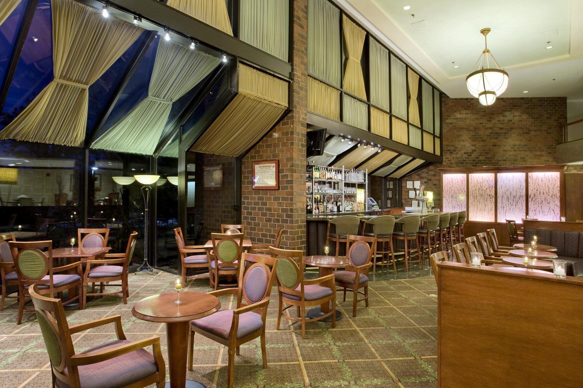 Hilton Boston Dedham Hotel Exterior foto