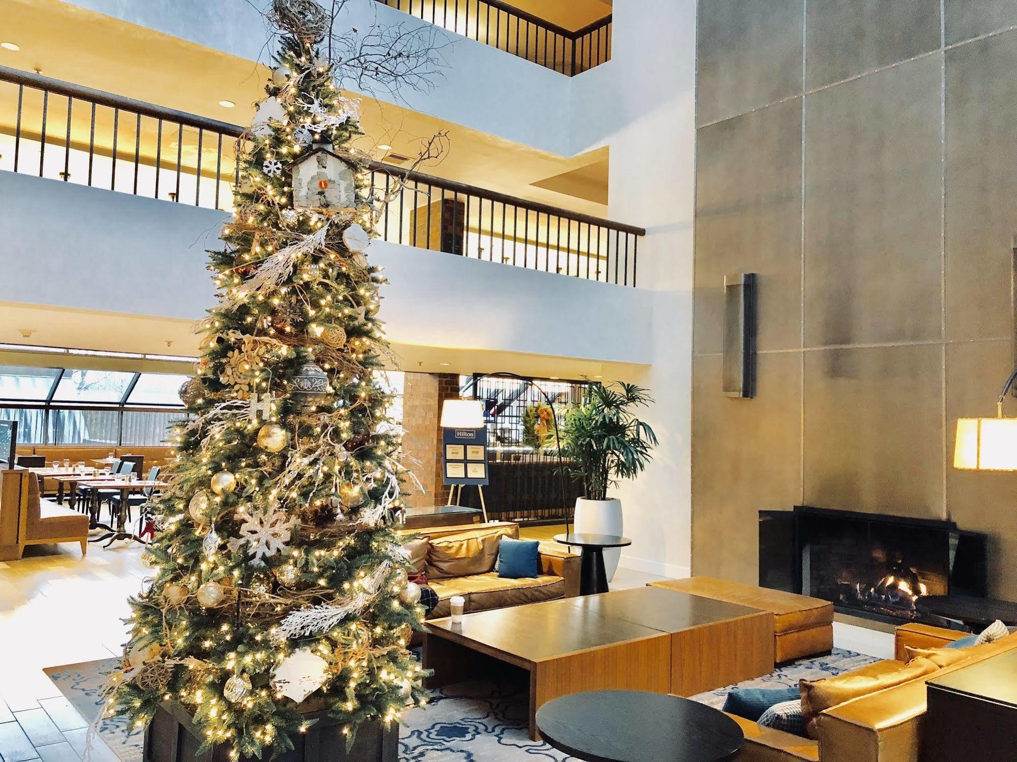 Hilton Boston Dedham Hotel Exterior foto