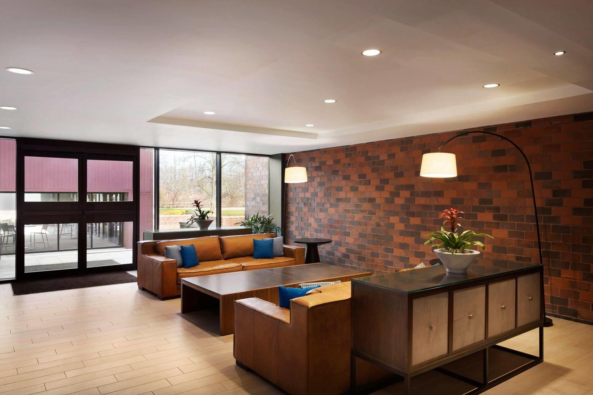 Hilton Boston Dedham Hotel Exterior foto